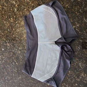 Lululemon Speed Shorts 2.5" reflective